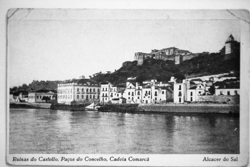 Carcereiro fazia entrar bebida e mulheres na&nbsp;cadeia